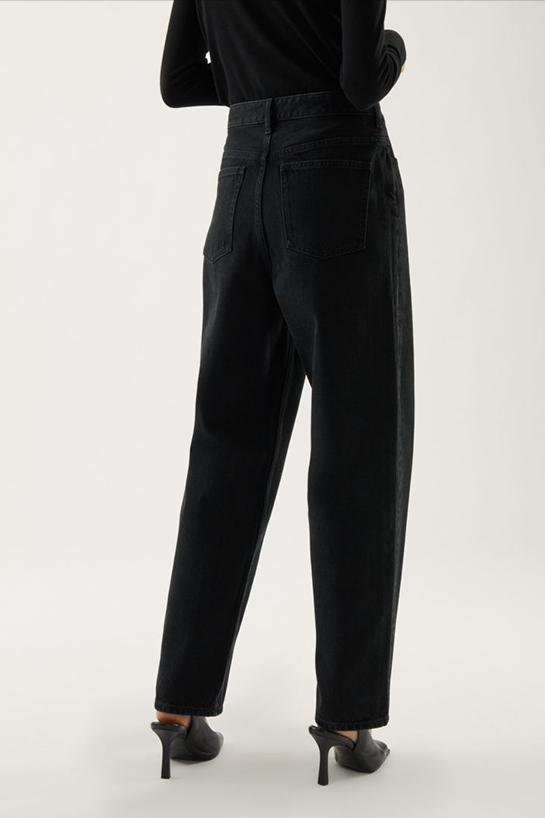 womenTrousers10DetailCut03