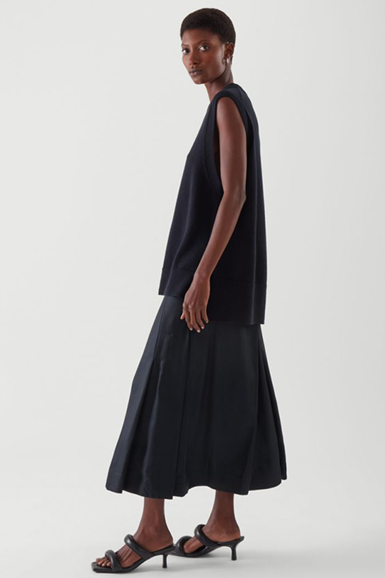 womenTrousers12DetailCut04