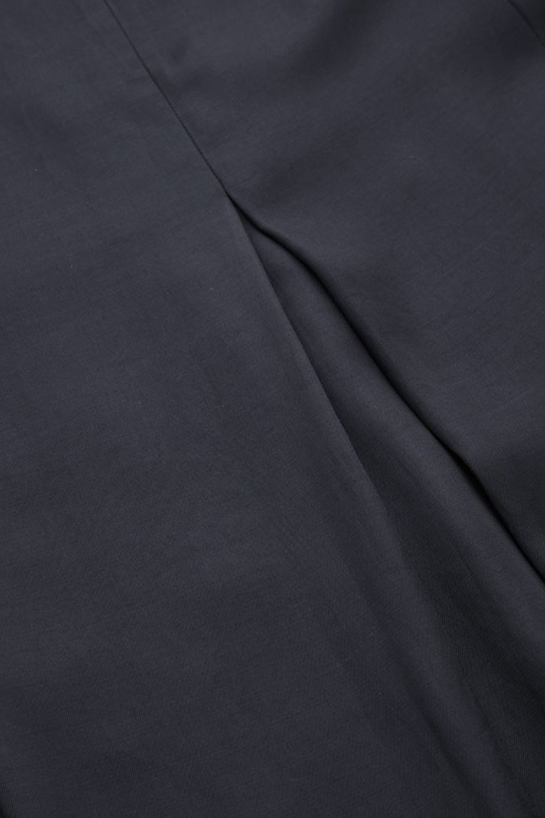 womenTrousers12DetailCut08