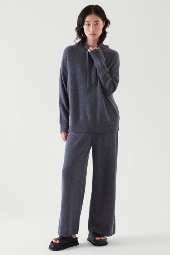 womenTrousers13DetailCut01