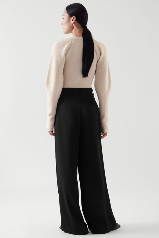 womenTrousers15DetailCut03