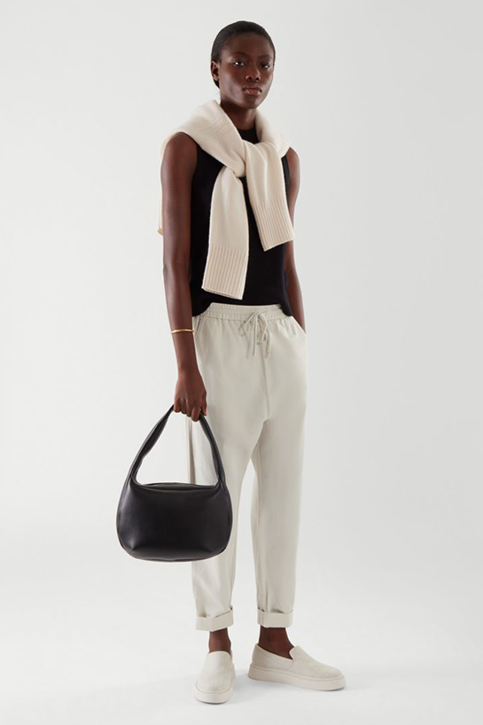 womenTrousers16DetailCut01