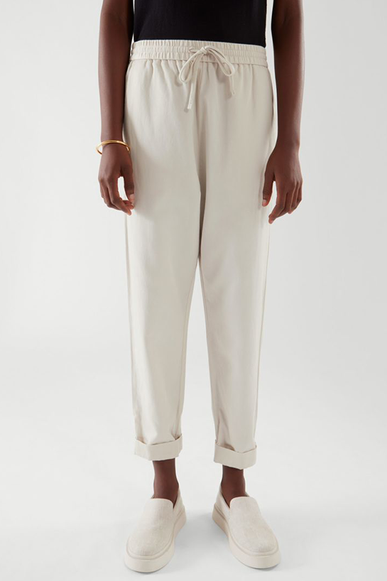 womenTrousers16DetailCut02