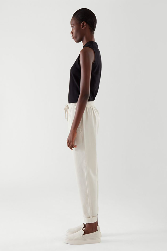 womenTrousers16DetailCut04