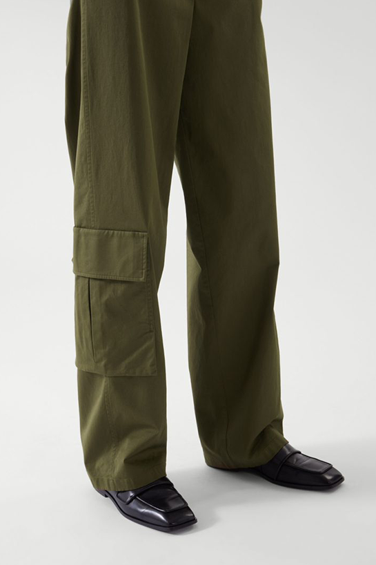 womenTrousers18DetailCut04