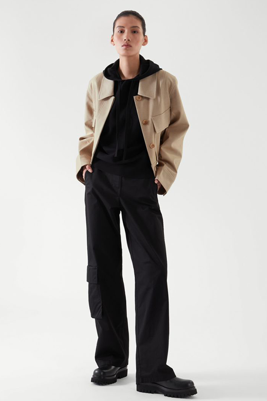 womenTrousers19DetailCut03